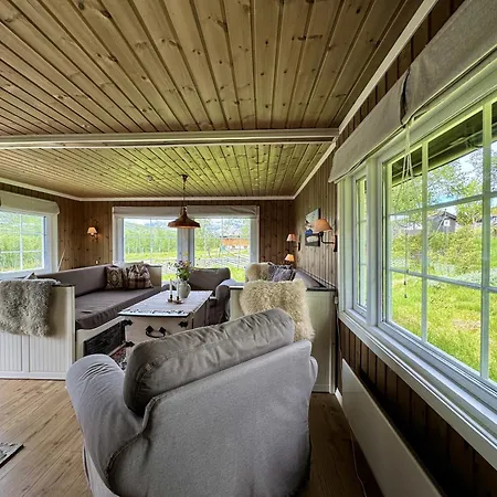 Dom wakacyjny Cozy, Well-equipped And Family-friendly In Geilo