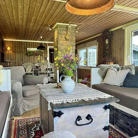 Cozy, Well-equipped And Family-friendly In Holiday home *