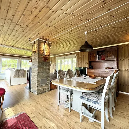 Cozy, Well-equipped And Family-friendly In